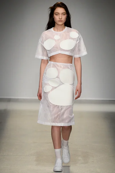 Look 5